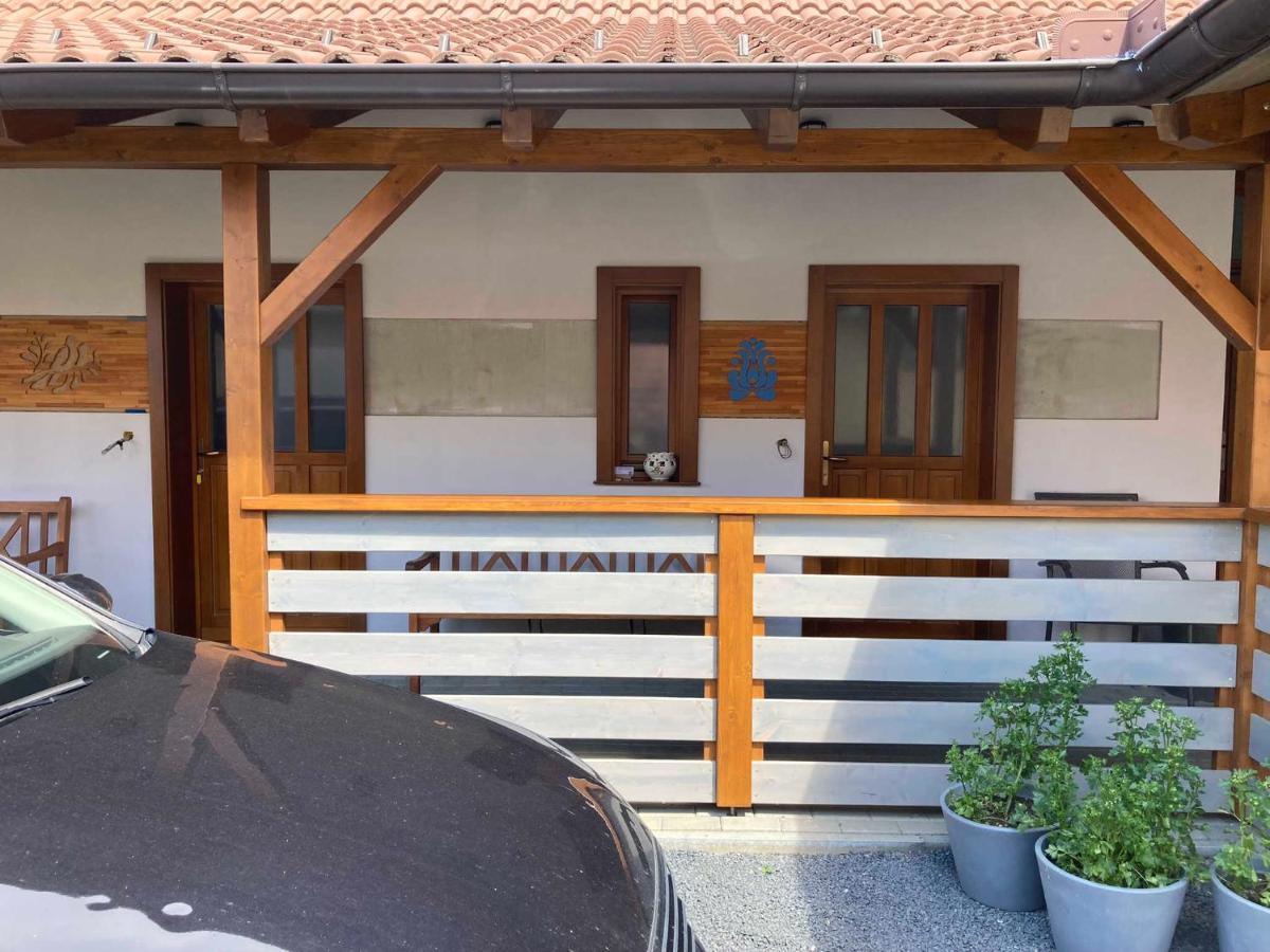 Отель Toronyi Vendeghaz Экстерьер фото